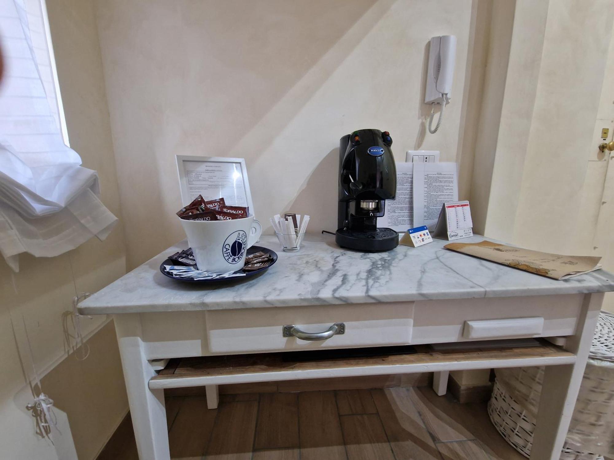 Hotel La Terrazza Delle Fate Neapol Zewnętrze zdjęcie