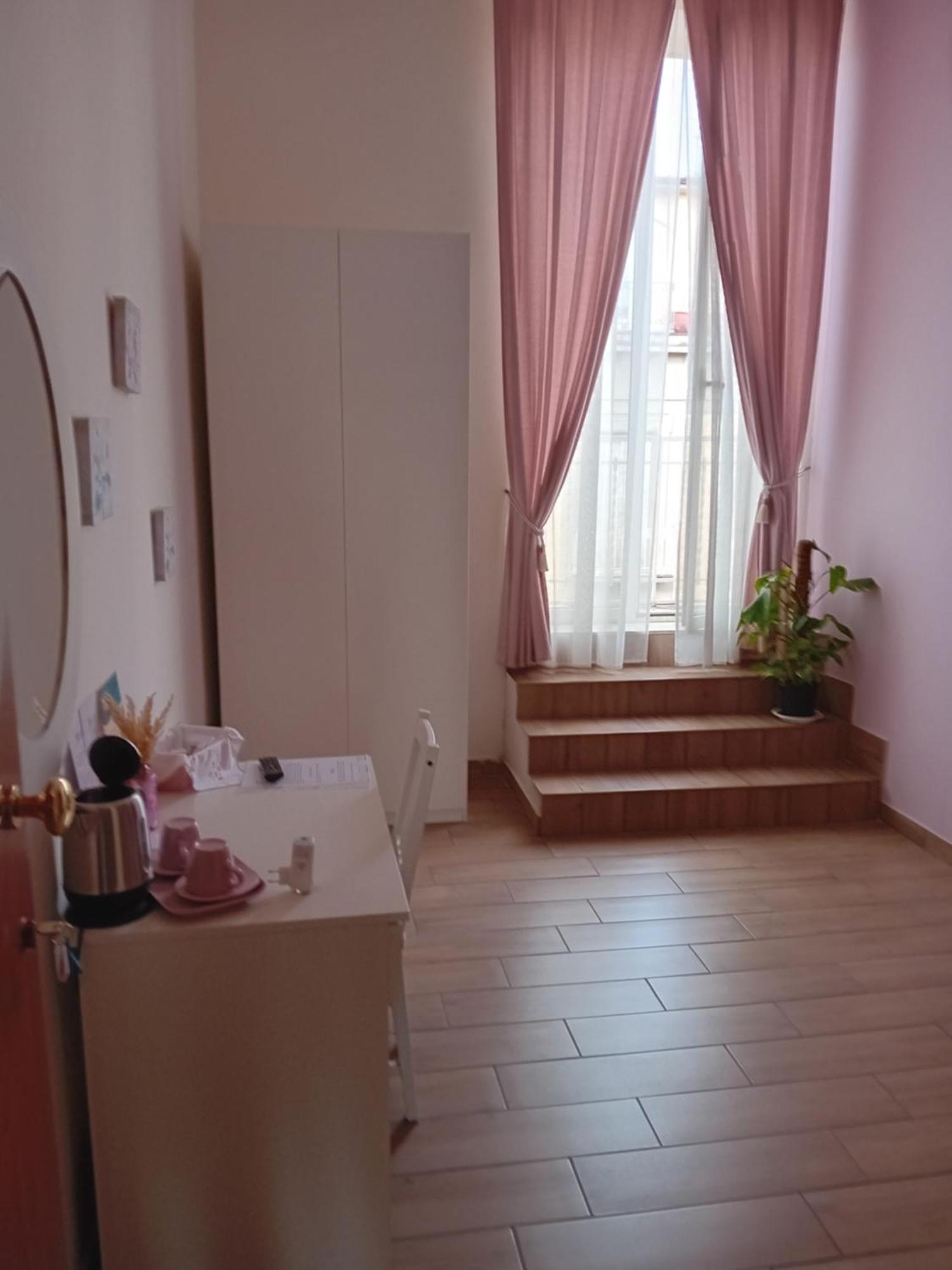 Hotel La Terrazza Delle Fate Neapol Zewnętrze zdjęcie