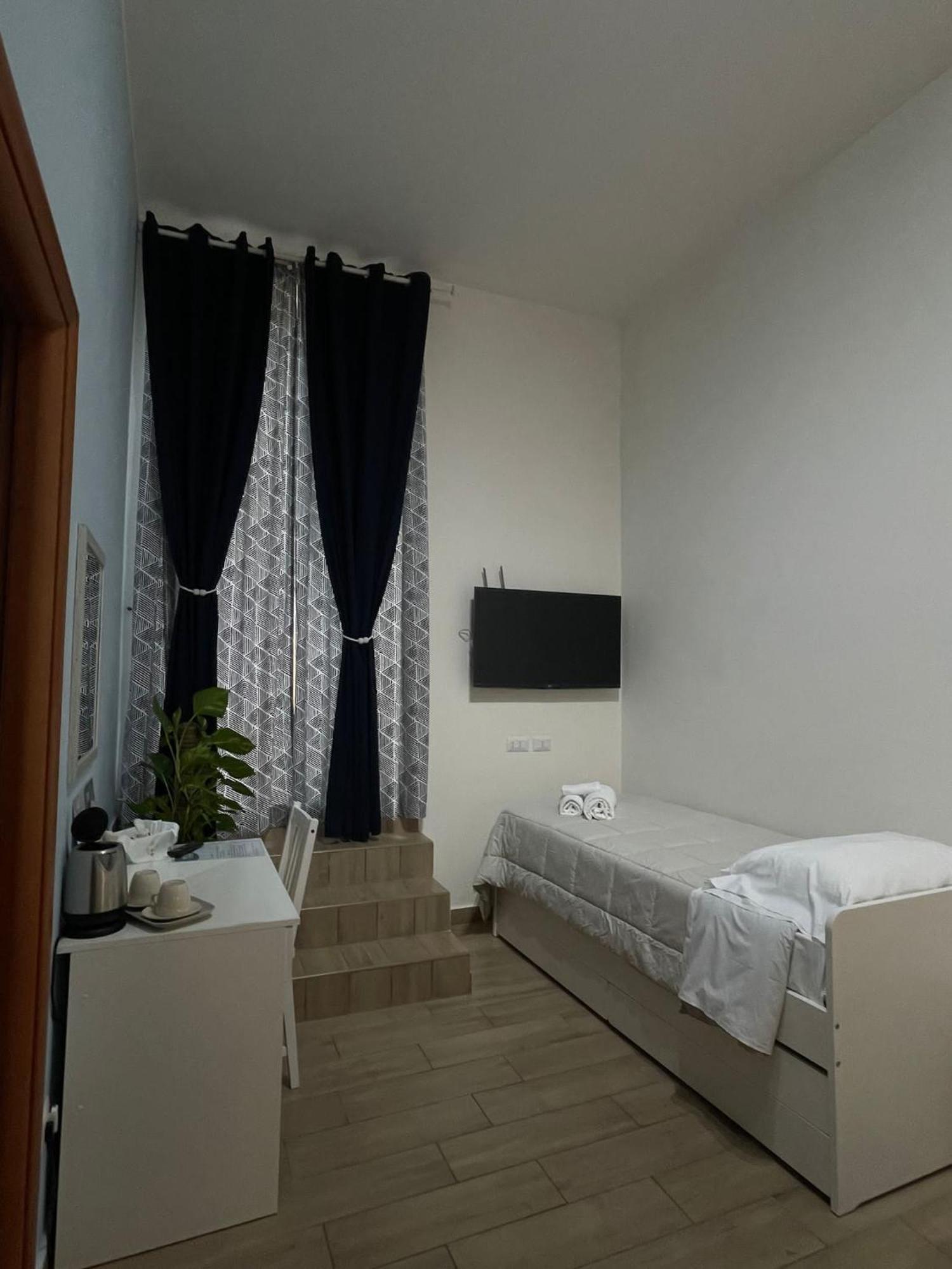 Hotel La Terrazza Delle Fate Neapol Zewnętrze zdjęcie